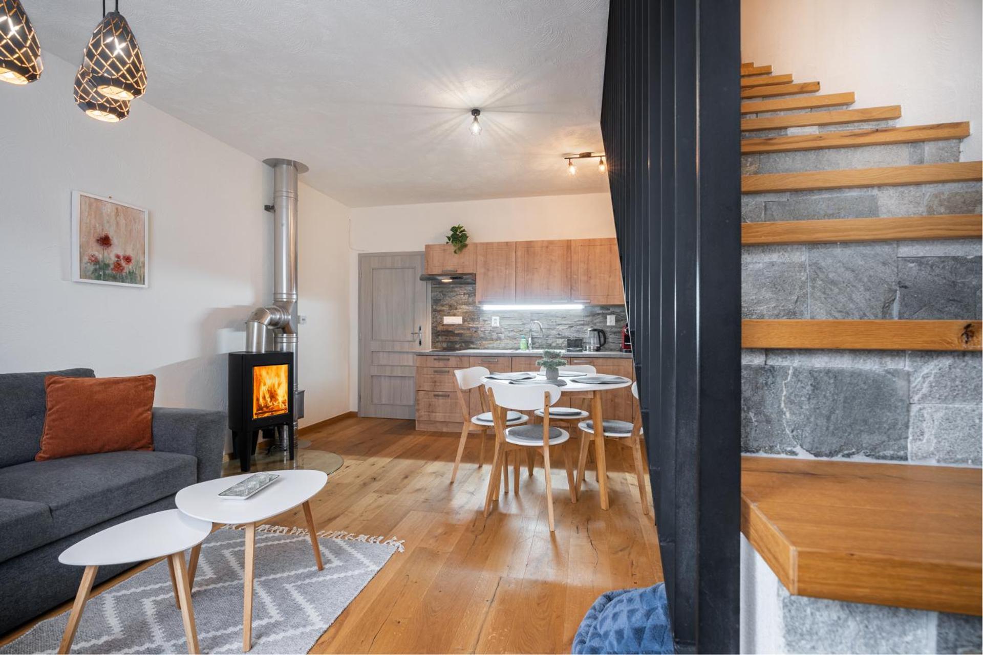 Aparment Klara-Chopok-3 Ski Resorts Within 15 Min, 24H Reception, Washer มีโต ป็อด จุมเบียรอม ภายนอก รูปภาพ