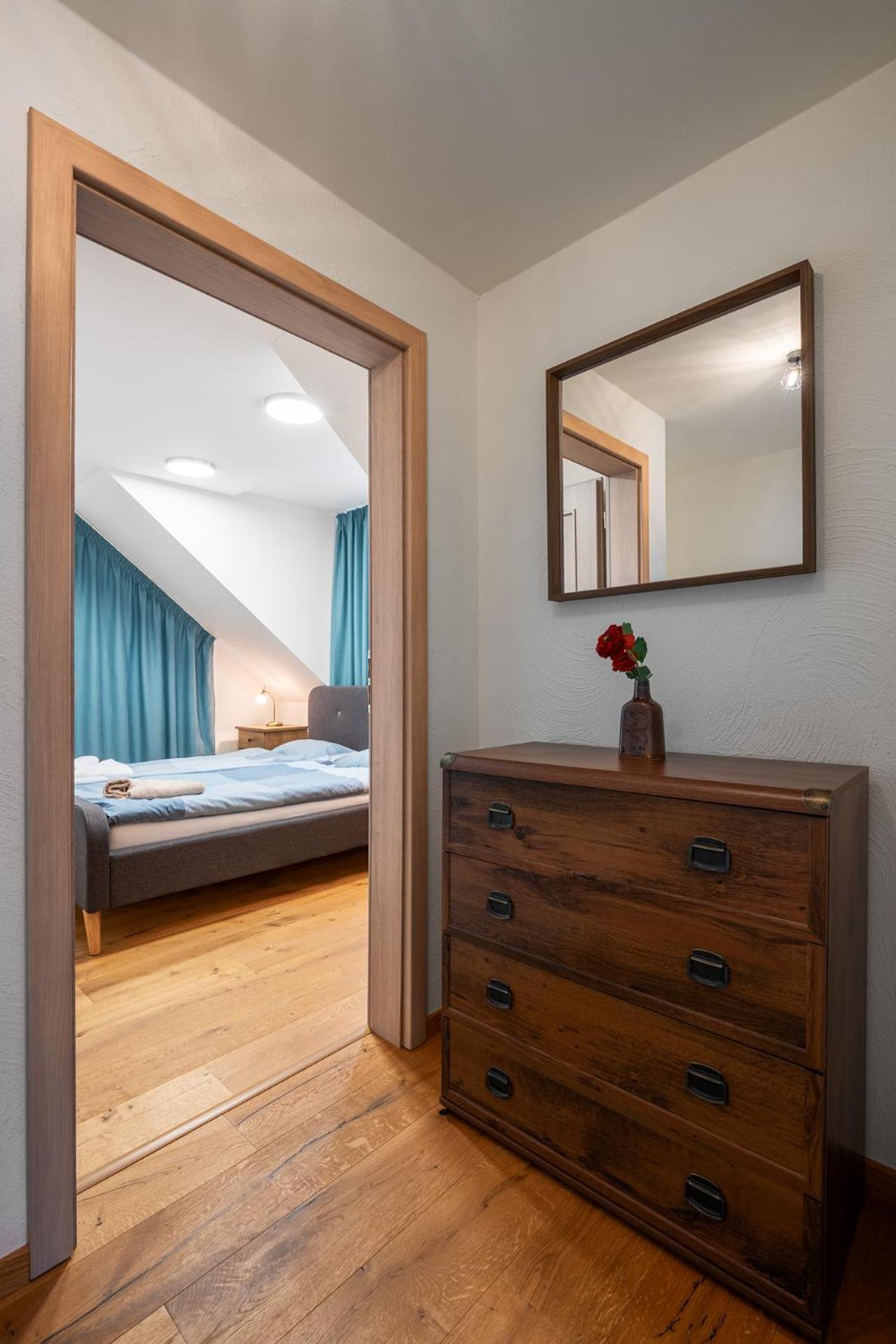 Aparment Klara-Chopok-3 Ski Resorts Within 15 Min, 24H Reception, Washer มีโต ป็อด จุมเบียรอม ภายนอก รูปภาพ